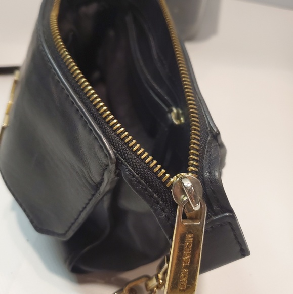 Michael Kors handbag - Picture 3 of 3